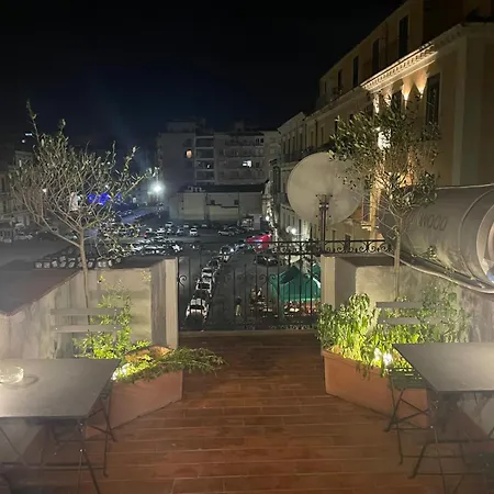 Apartment Casa Termini 4 *